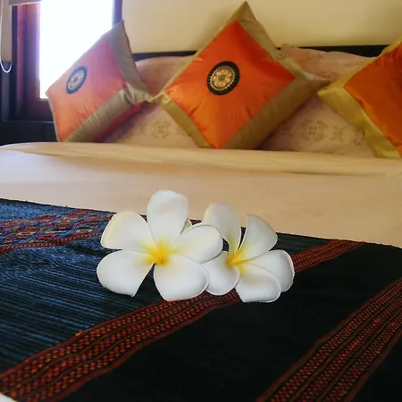 Baan Banyan Villa, Wood House Short Walk To Mae Nam Beach Exterior photo