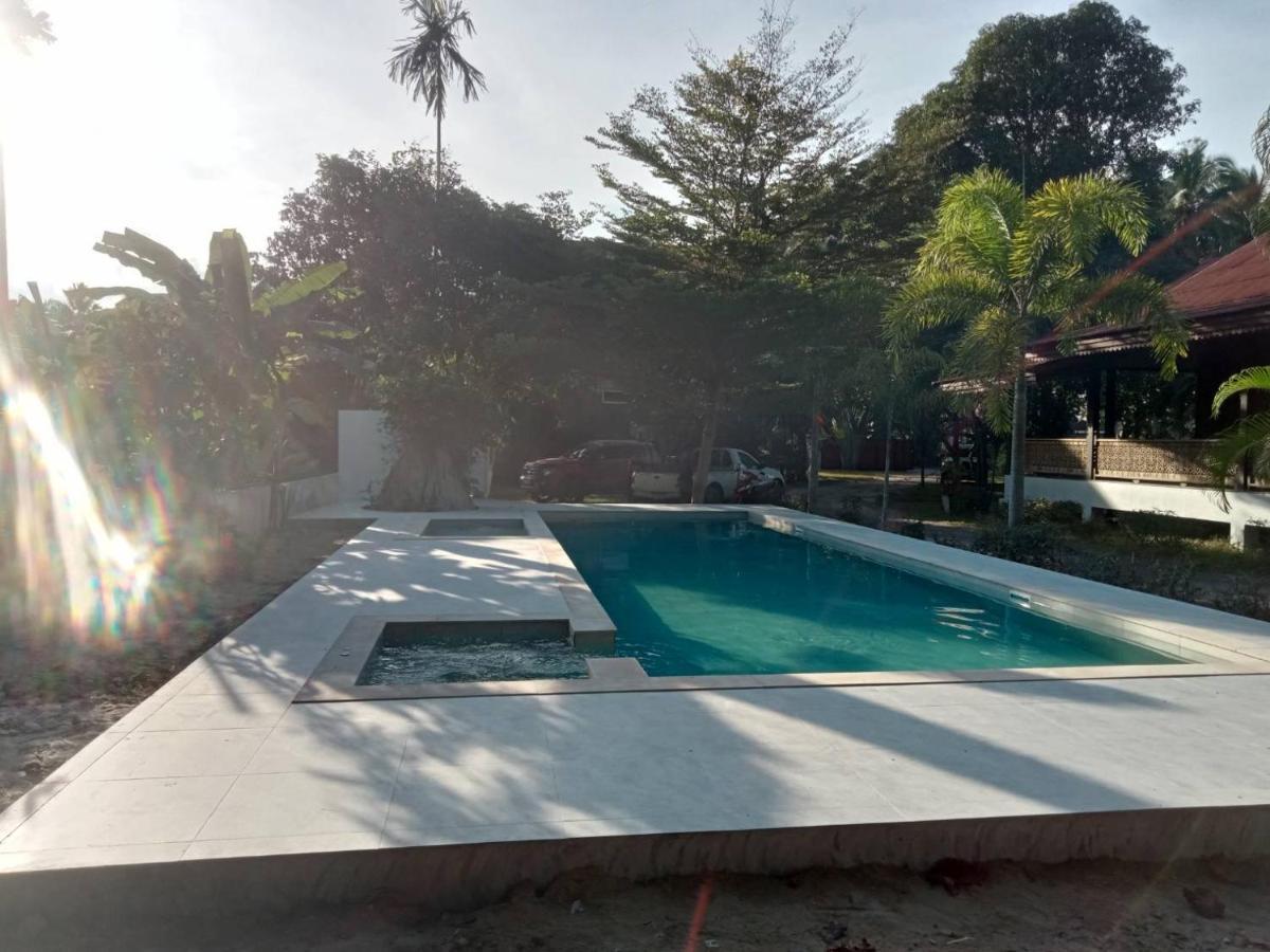 Baan Banyan Villa, Wood House Short Walk To Villa *