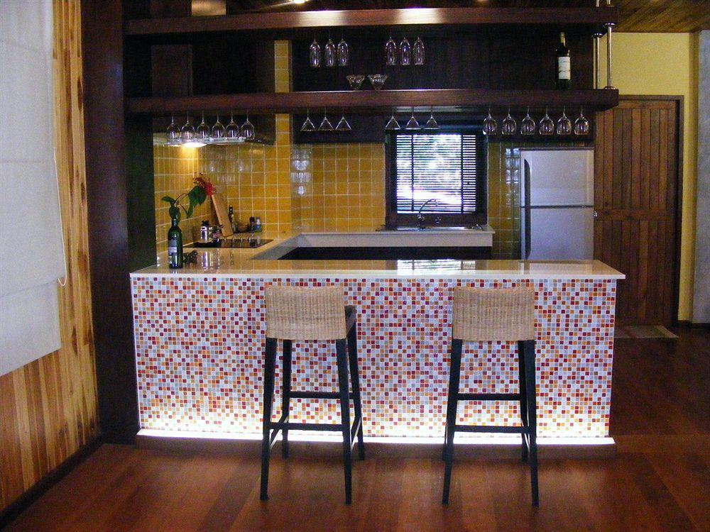 Baan Banyan Villa, Wood House Short Walk To Villa