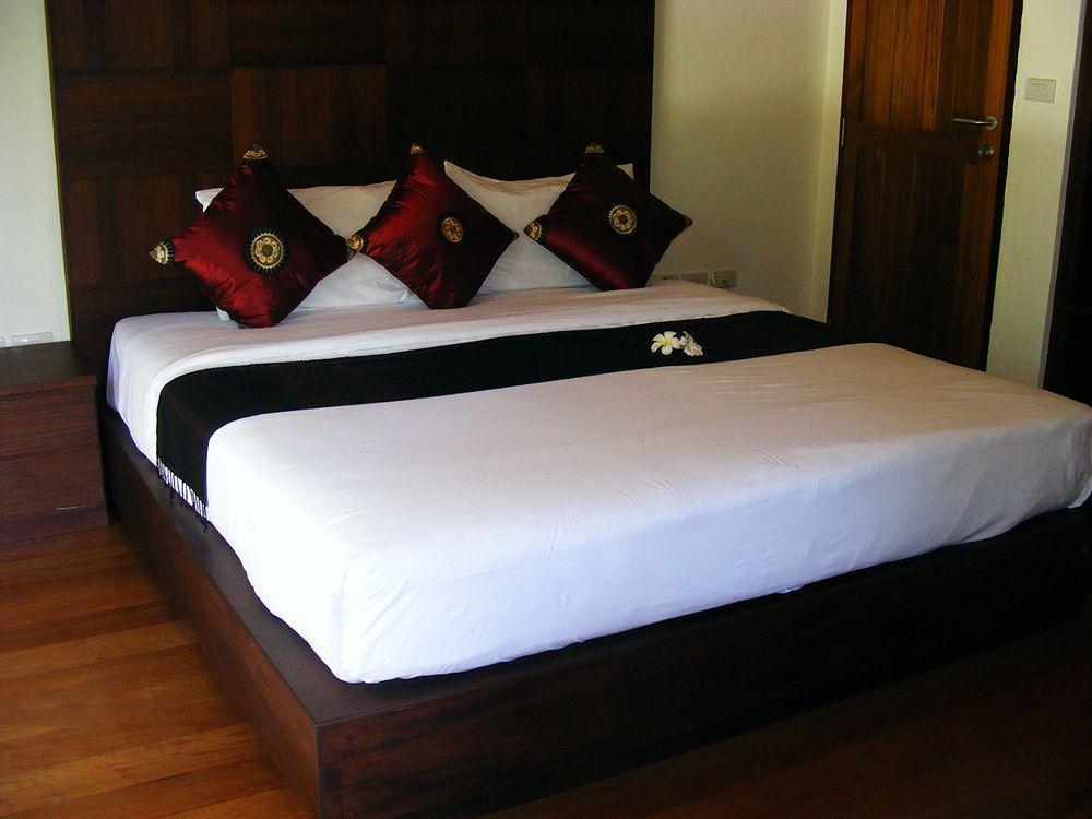 Baan Banyan Villa, Wood House Short Walk To Villa Mae Nam